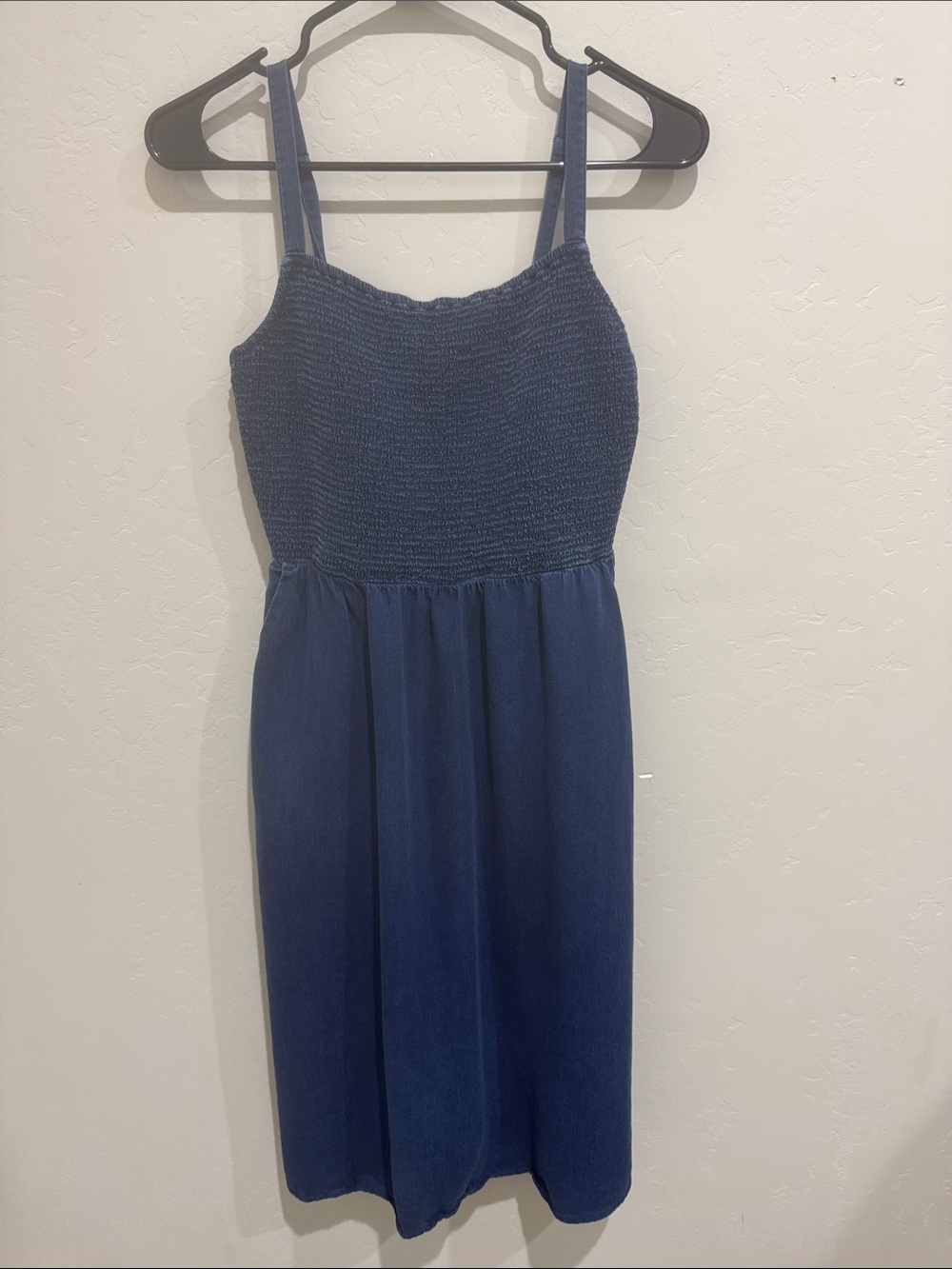 Old Navy Navy Smocked Midi Sundress